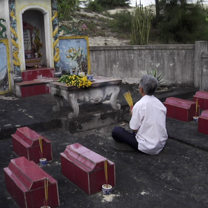 LIGHTER THAN ORANGE DIR MATTHIAS LEUPOLD Diu Graves Of His 12 Children Province Quang Binh Vietnam 01